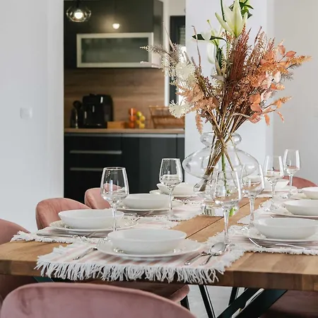 Willa La Ze - Three Bedroom With Swimming Pool Rogoznica (Sibenik-Knin)