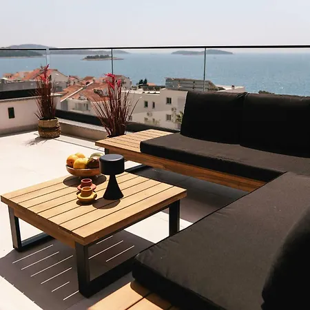 Willa La Ze - Three Bedroom With Swimming Pool