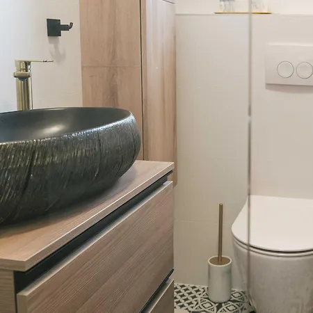 La Ze - Three Bedroom With Swimming Pool Rogoznica (Sibenik-Knin)