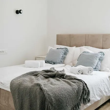 La Ze - Three Bedroom With Swimming Pool Willa Rogoznica (Sibenik-Knin)