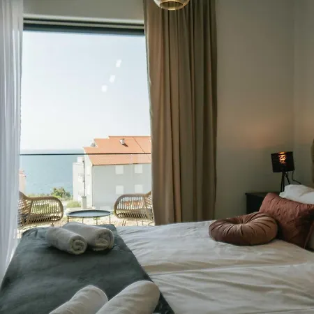 La Ze - Three Bedroom With Swimming Pool