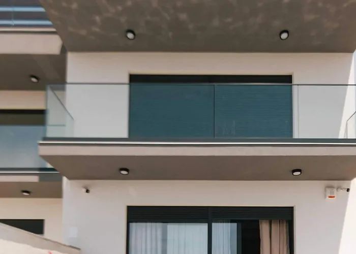 La Ze - Three Bedroom With Swimming Pool Vila Rogoznica (Sibenik-Knin)