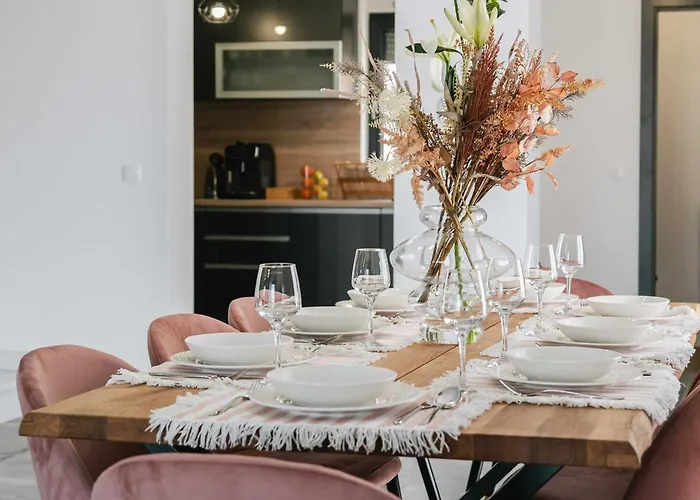 Vila La Ze - Three Bedroom With Swimming Pool Rogoznica (Sibenik-Knin)