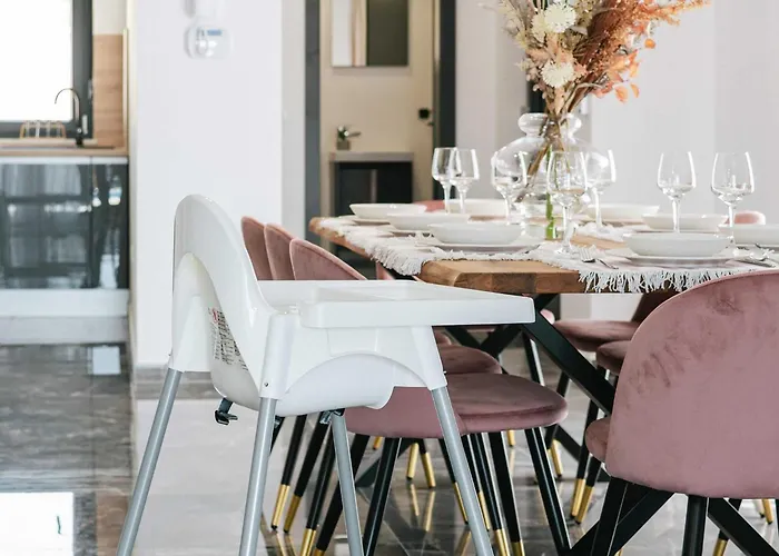 La Ze - Three Bedroom With Swimming Pool * Rogoznica (Sibenik-Knin)