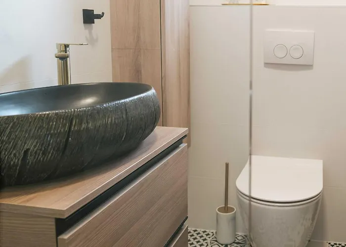 La Ze - Three Bedroom With Swimming Pool Rogoznica (Sibenik-Knin)