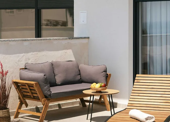 La Ze - Three Bedroom With Swimming Pool *